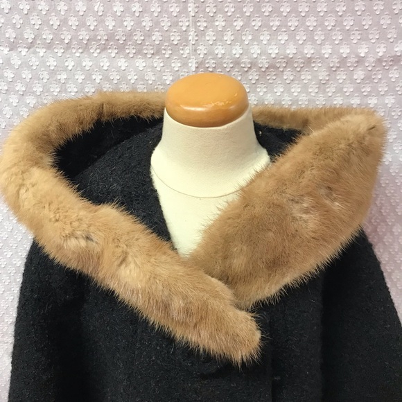 ~SOLD~ Vintage Colbert’s Of Dallas Ankle Length Coat With Fur Trim - Picture 7 of 10